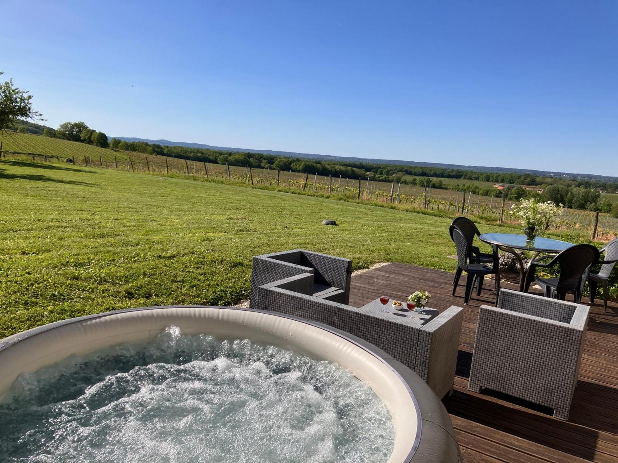 Perigourdine Avec Spa Et Vue Pomport Екстер'єр фото